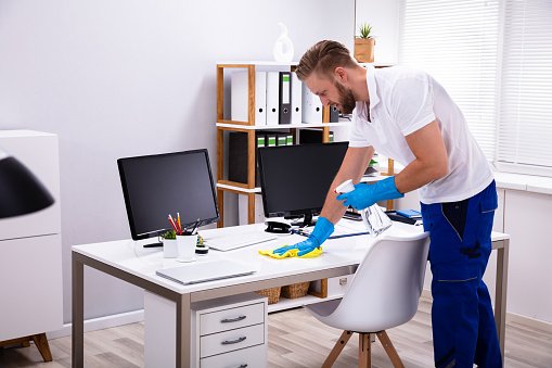 Workstation and Desk Cleaning Dubai
